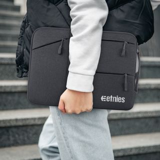 15.6" Urban Waterproof Laptop Pouch