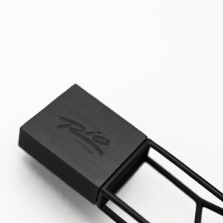 Minimalist USB Flash Drive - 8GB 04