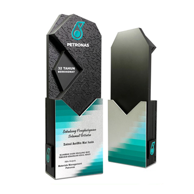 Square Honor Series Type 1 Trophy 01