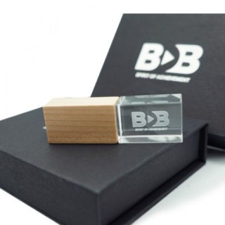 Wooden Crystal USB Memory Drive with LED Light USB - 4GB 03