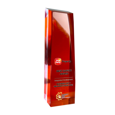Square Honor Series Type 17 Trophy 01