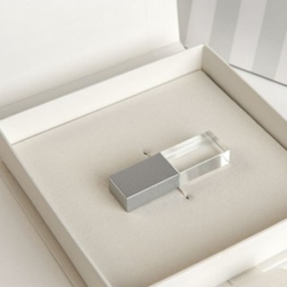 Noble Text Crystal USB Memory Drive with LED Light USB - 4GB 05
