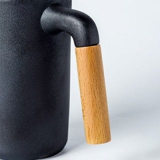 DESIGNER Ceramic Mug with Wooden Handle - 450ml 09