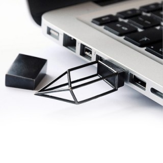 Minimalist USB Flash Drive - 8GB 06