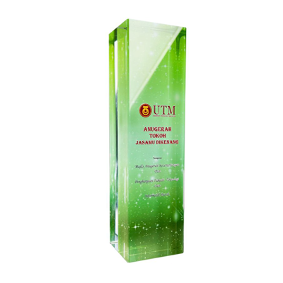 Square Honor Series Type 19 Trophy 01