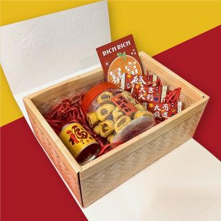 HENG Gold Fortune 6 in 1 Gift Food Set 03