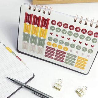 Luxeworld Wire-O Desk Calendar 11