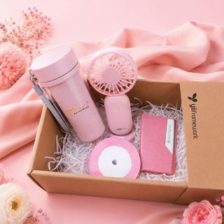 Pink of Hope 5 in 1 Gift Set 03