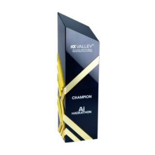Square Honor Series Type 33 Trophy 03