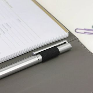 Trifold Plus Executive PU 08