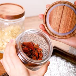Wooden Lid Glass Canister - 700ml 03